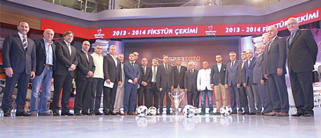 Süper’de ilk derbi Kadıköy’de