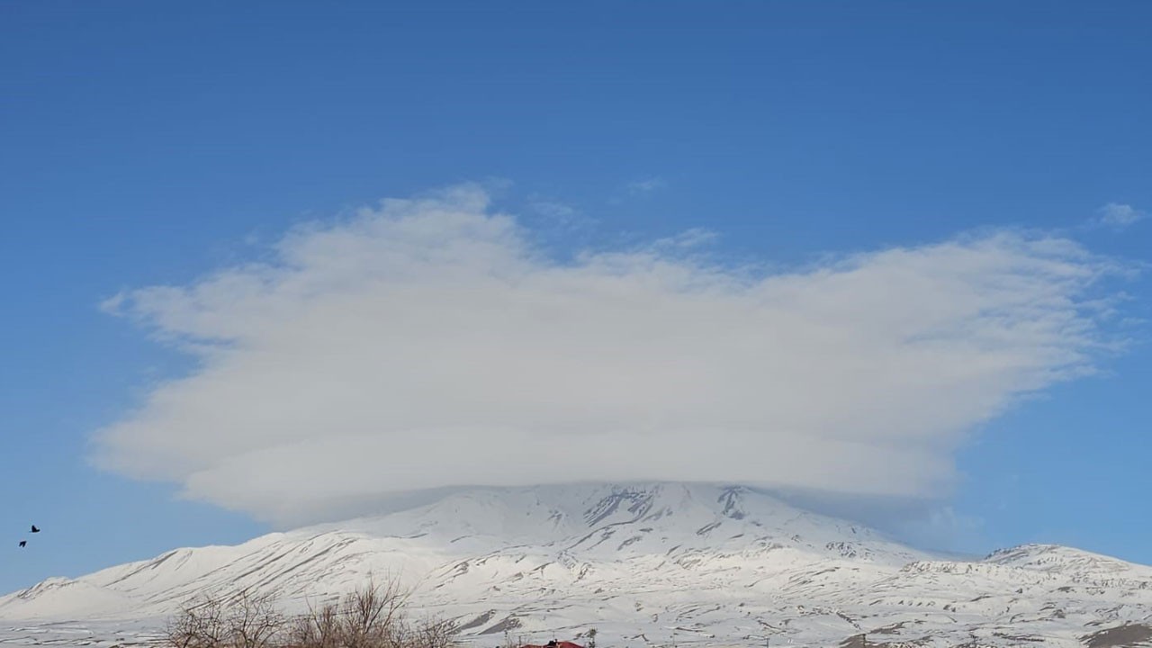 Süphan Dağı semalarında "UFO" görüntüsü!