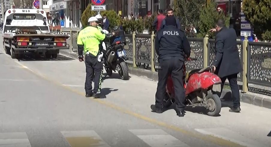 Şüpheli motosiklet paniğe neden oldu 