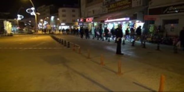 Şüpheli paketin önünden geçen genç kızın sözleri şaşırttı