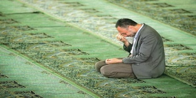 "Şüphesiz Allah, çok tevbe eden ve çok temizlenenleri sever"