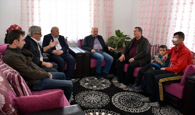 Sur gazisi Dursunbey'e döndü