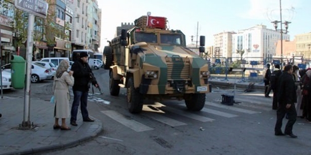 O ilçe de çatışma çıktı! Polisten sonra asker de girdi