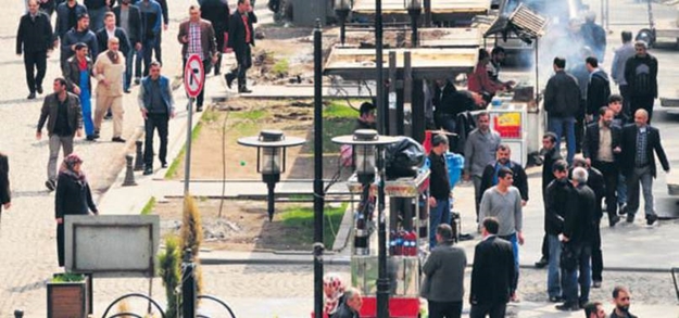 Sur'a bahar geldi