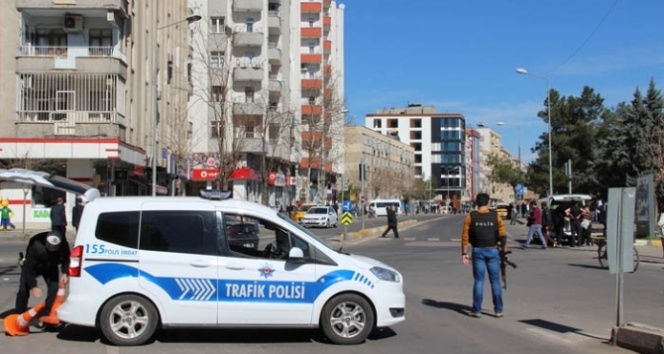 Sur’a çıkan tüm yollar kapatıldı