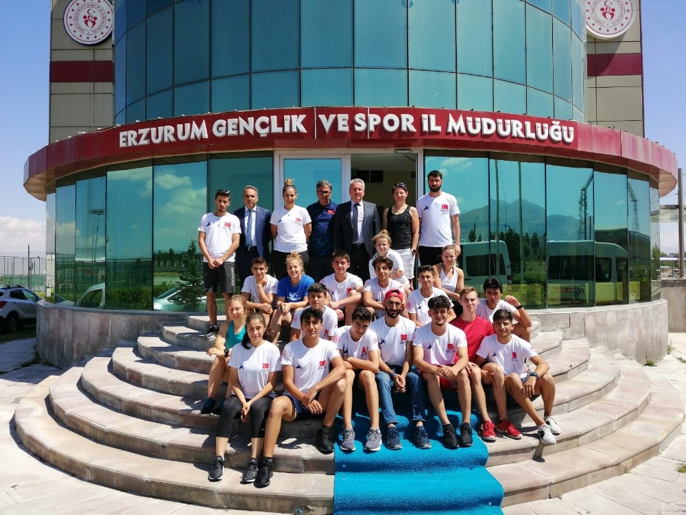 Sürat patenciler Erzurum’da güç depoluyor 