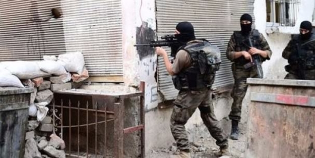 PKK'lılar pes etti: Polise yalvarıp...