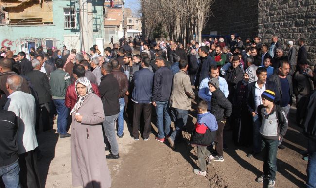 Sur'daki sokağa çıkma yasağı