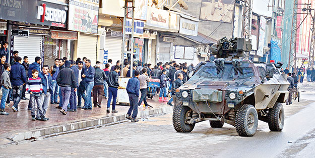 Sürece kurşun: 3 şehid