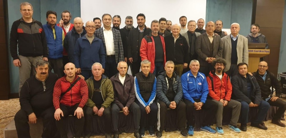 Sürekli Antrenörlük Gelişim Semineri Isparta’da gerçekleştirildi 