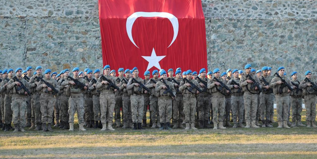 Suriye görevini tamamlayan kahraman komandolar yurda döndü