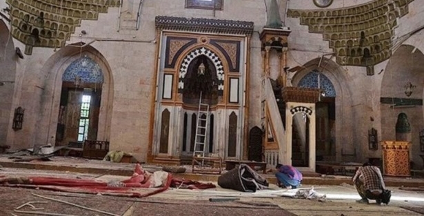 Suriye halkı Katil Esed korkusundan teravihe gidemiyor