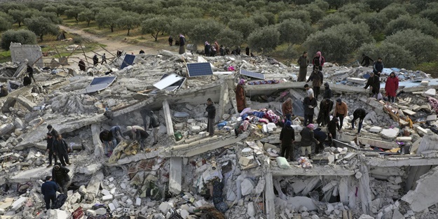 Suriye muhalefetinden BM'ye deprem tepkisi: Kaderine terk ettiler