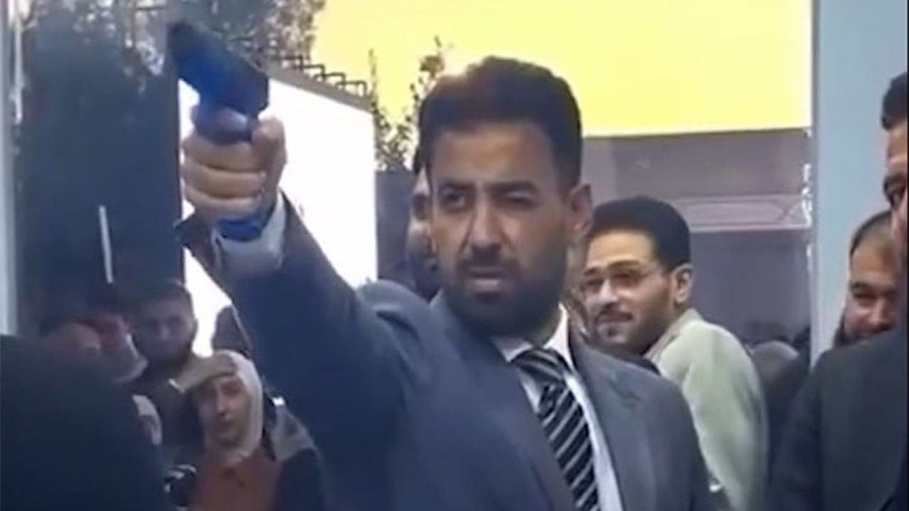 Suriye Sağlık Bakanı'nın yaptığı hareket olay oldu