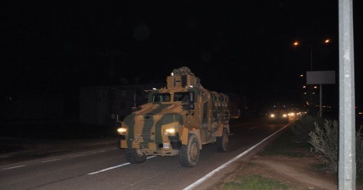 Suriye sınırına askeri sevkiyat