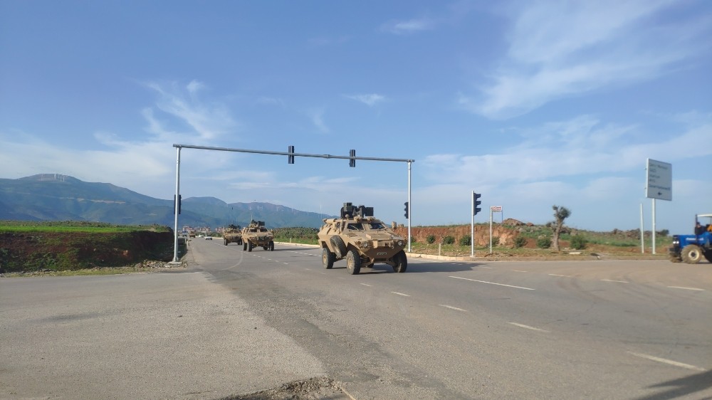 Suriye sınırına kobra sevkiyatı 