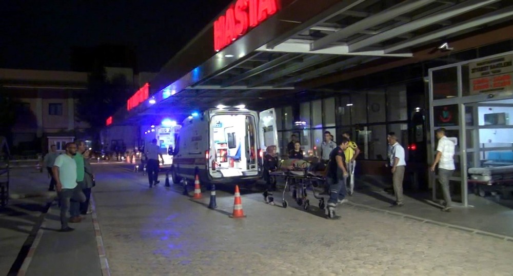 Suriye sınırında askeri araç devrildi: 8 asker yaralı 