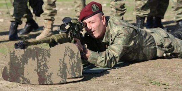 Suriye sınırında sıcak gelişme! Komutan sınırda