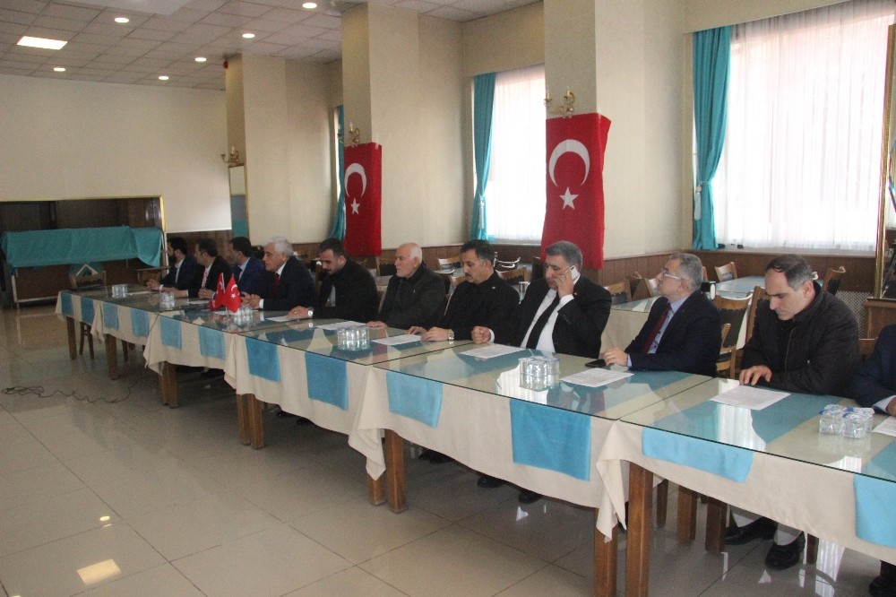 Suriye sınırında siyasi partiler İdlip için tek yürek oldu 