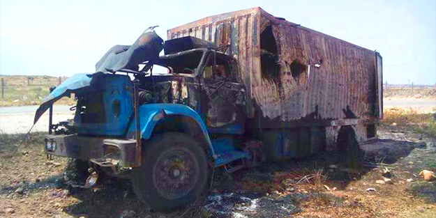 Suriye uçakları İHH’nın yardım TIR’ını vurdu
