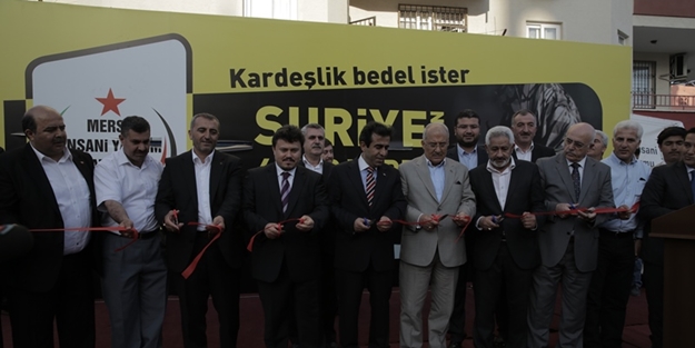 Suriye'ye 44 TIR’lık insanı yardım gönderildi