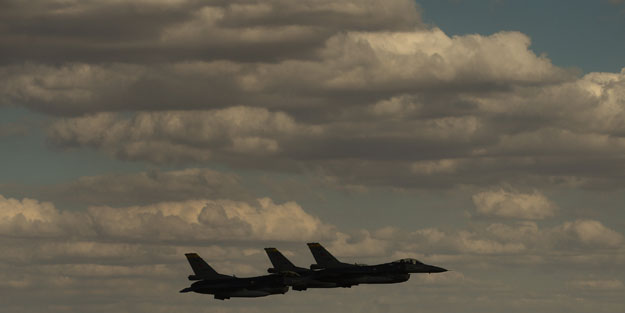 Türkiye de katıldı! Ağır bombardıman