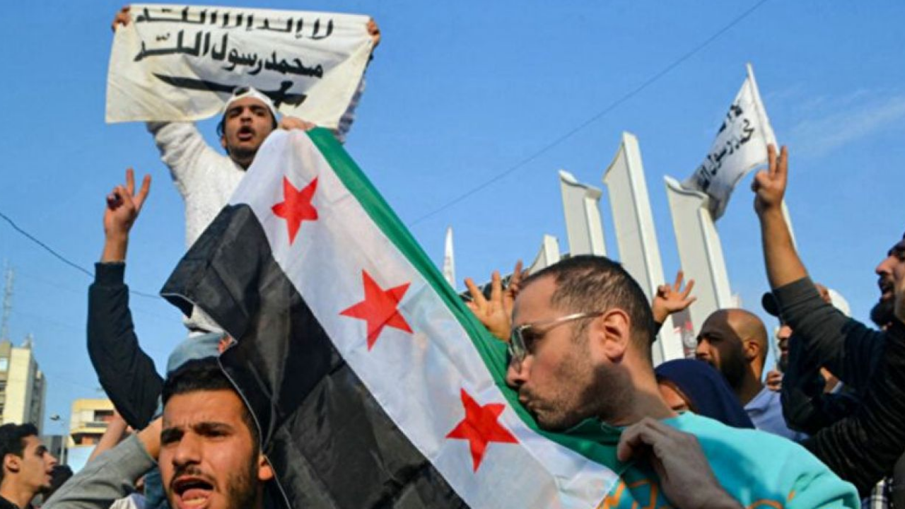 Suriye’de flaş gelişme! Resmen ilan edildi: Tüm askerlere af…