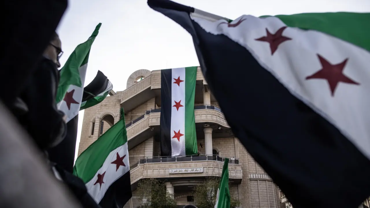 Suriye’de flaş karar! Resmen ilan edildi