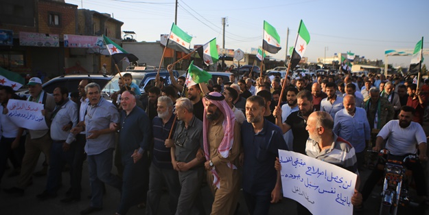 Suriye'de PKK'ya protesto! TSK'ya çağrı yaptılar