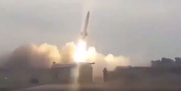 Suriye’de sıcak saatler! Balistik füzeleri ateşlediler