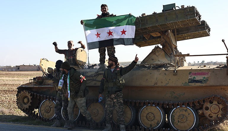 Suriye’de sıcak saatler… Muhaliflerin yeni hedefi Humus! Esed ve Rus uçakları köprüleri vuruyor