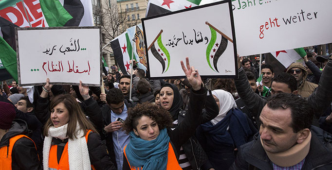 Suriye'deki iç savaşın 6. yılında Almanya'da yürüyüş yapıldı