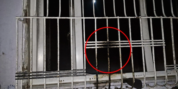 Suriyeli anne ve 3 çocuğunun olduğu evi kundakladılar!