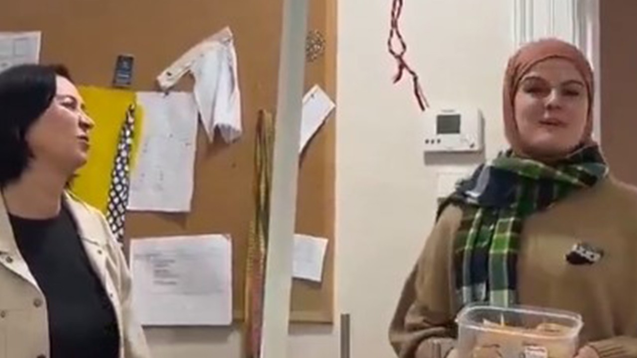 Suriyeli kadından duygusal veda: "Hiçbir Suriyeli artık mülteci değil, tek mülteci Esad"