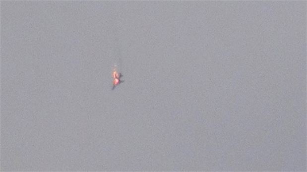 Suriyeli muhalifler rejim uçağını düşürdü