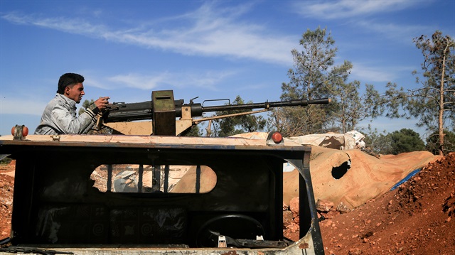 Suriyeli muhaliflerin Şii milislerle mücadelesi devam ediyor