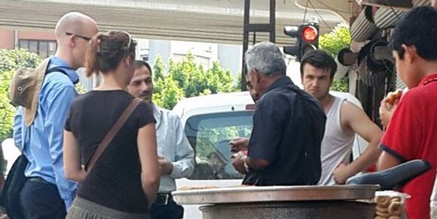 Suriyeli mülteciler misyoner kıskacında