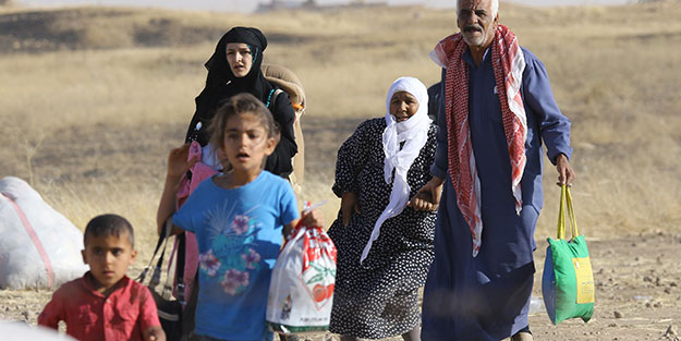 Suriyeli mültecilerin yarısı Türkiye’de