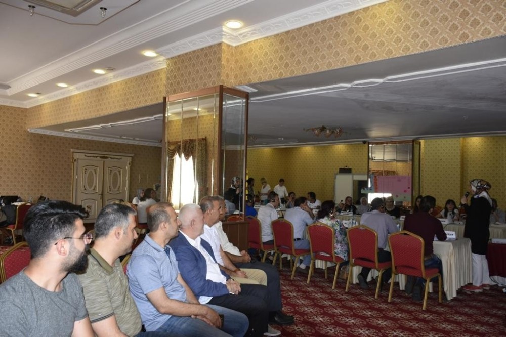 Suriyeli sağlık meslek çalışanlarına üreme sağlığı eğitimi 