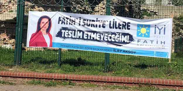 Suriyeliler harekete geçti! O pankarta suç duyurusu