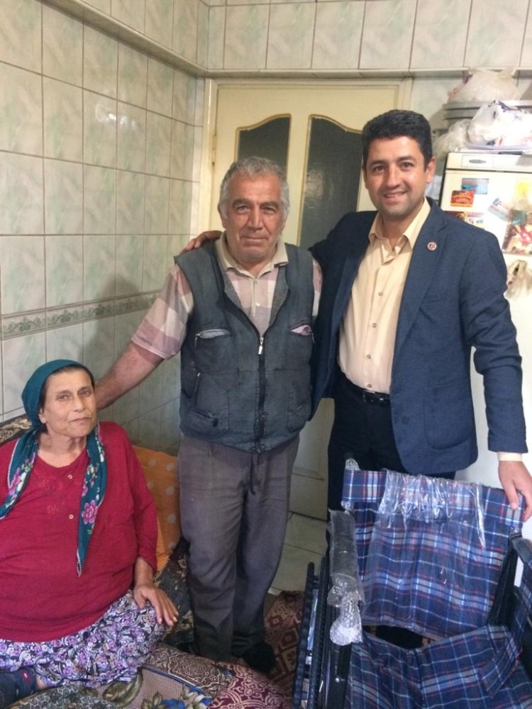 Suriyelinin tekerlekli sandalye bağışı, bir hastaya umut oldu 