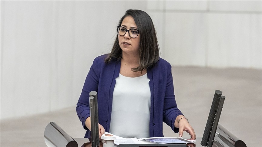 “Suriye’ye savaş açsak banko Esad’ı tutarım” diyen o isim hala TBMM’de!