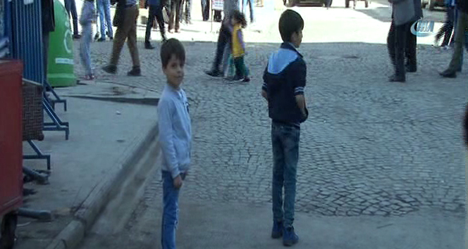 Surlu çocuklar sevinemiyor