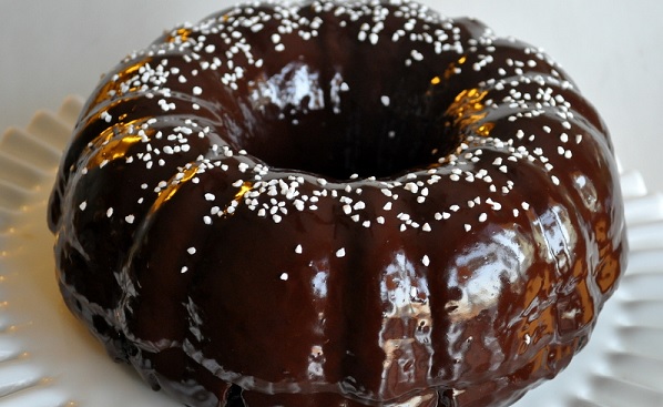 Sürme çikolatalı kek nasıl yapılır? Kakaolu fındık ezmesinden kek tarifi