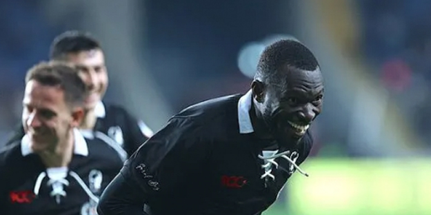 Sürpriz kararı nihayet atıyorlar! Beşiktaş'ta sil baştan: Duyan inanamadı: Bomba hamle!