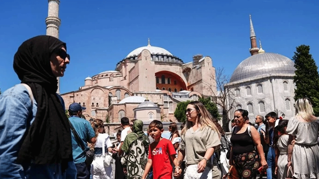 Sürpriz liste açıklandı! Türkiye’den sadece bir şehir en misafirperverler arasında