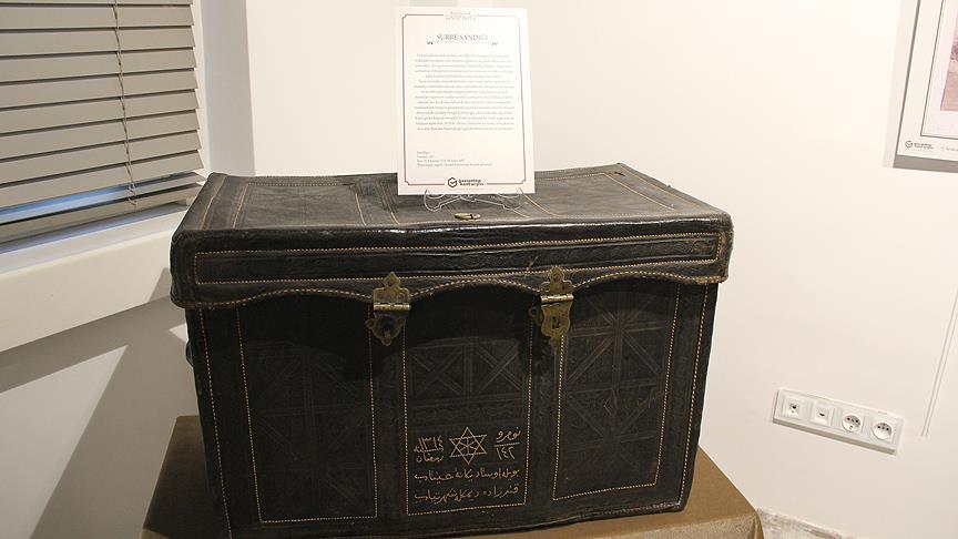 'Sürre Alayı'nda kullanılan sandığa ziyaretçi ilgisi