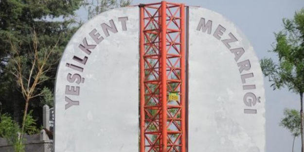 Suruç bombacısının tabutunu yaktılar