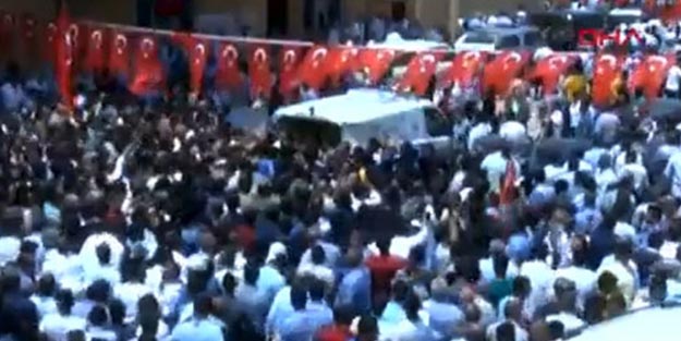 Suruç'ta hayatını kaybeden Mehmet Şah Yıldız toprağa verildi