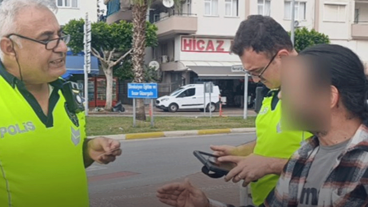 Sürücü şaşkına döndü: Araç öyle bir şey yüzünden bağlandı ki!